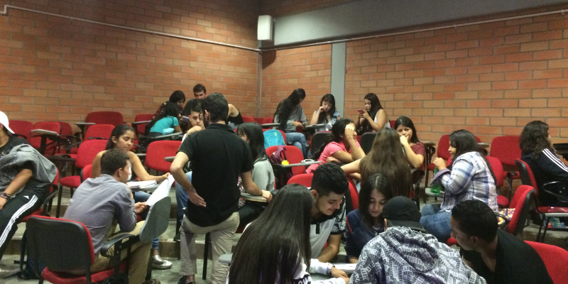 Los estudiantes de la Universidad de Medellín se pueden inscribir a los semilleros de investigación.